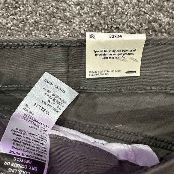 NWT Signature by Levi Strauss Men's Gray Jeans - Picture 2 of 3